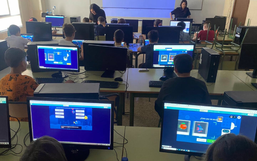 ‘Refugio Digital: Programando sonrisas tras la DANA’, una jornada de programación para jóvenes afectados por la DANA